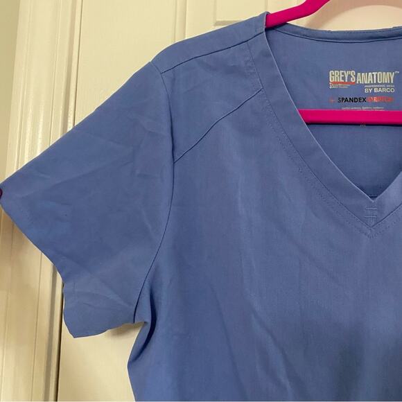 Grey's Anatomy by Barco Spandex Stretch Emma Women's 4-Pocket V-Neck Scrub Top - Picture 4 of 6